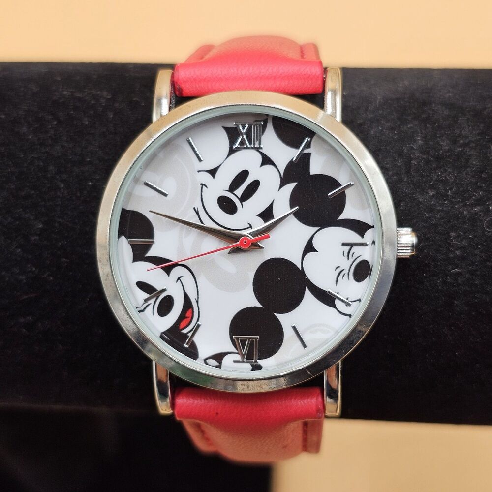 Disney Mickey Mouse Watch Accutime MK90002SETAZ Red Strap PC21J Japan Movt